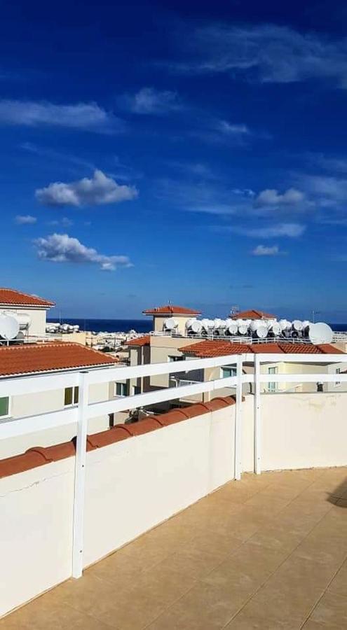 Armstrong Apartment Paralimni Exterior foto